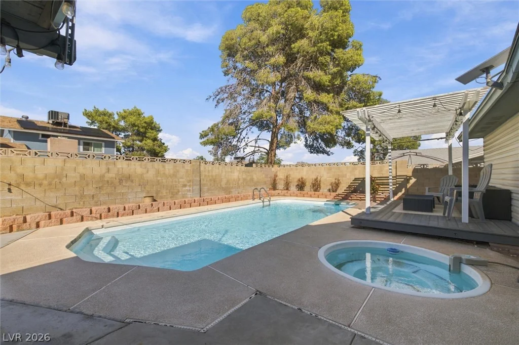 7624 Alina, Las Vegas, NV 89145