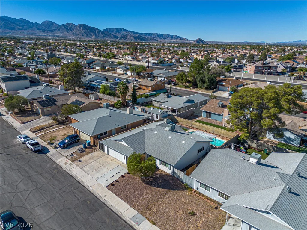 7624 Alina, Las Vegas, NV 89145