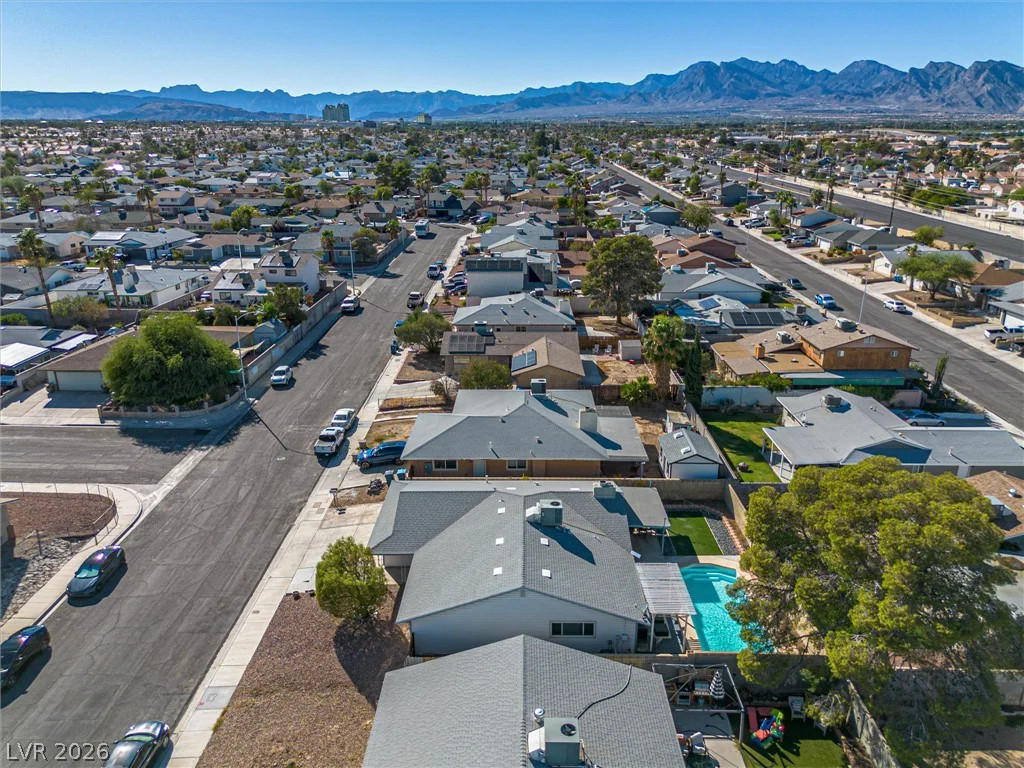 7624 Alina, Las Vegas, NV 89145