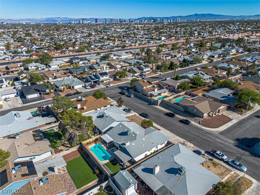 7624 Alina, Las Vegas, NV 89145