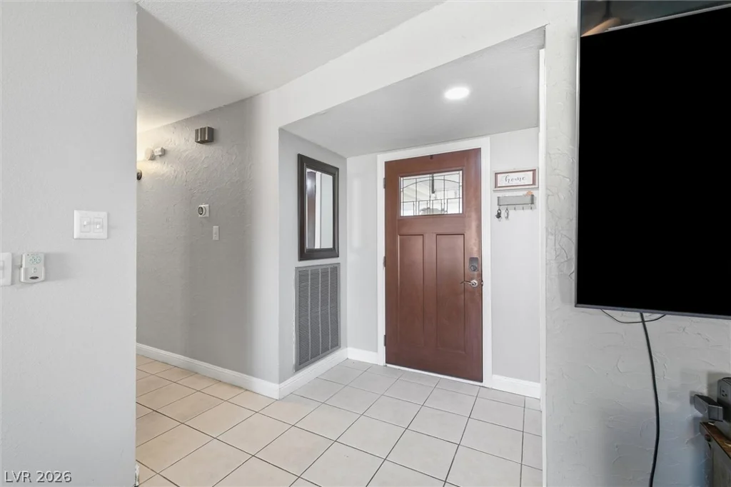 7624 Alina, Las Vegas, NV 89145