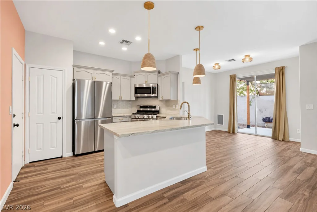 1169 Stormy Valley, Las Vegas, NV 89123