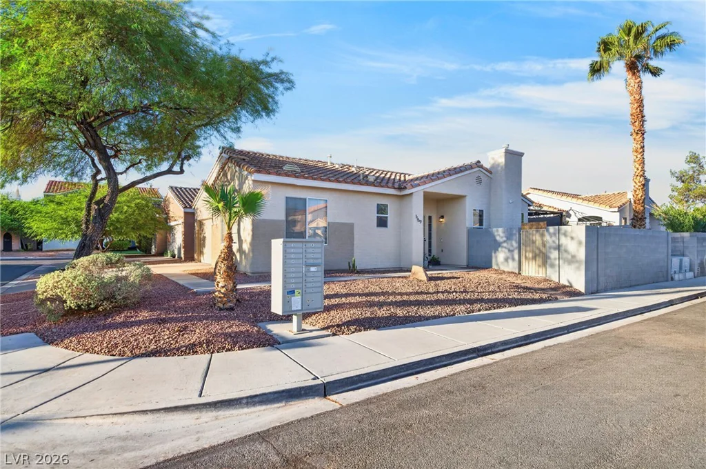1169 Stormy Valley, Las Vegas, NV 89123