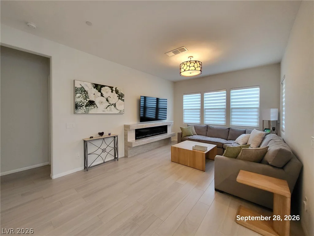 8861 Highland Skye, Las Vegas, NV 89166