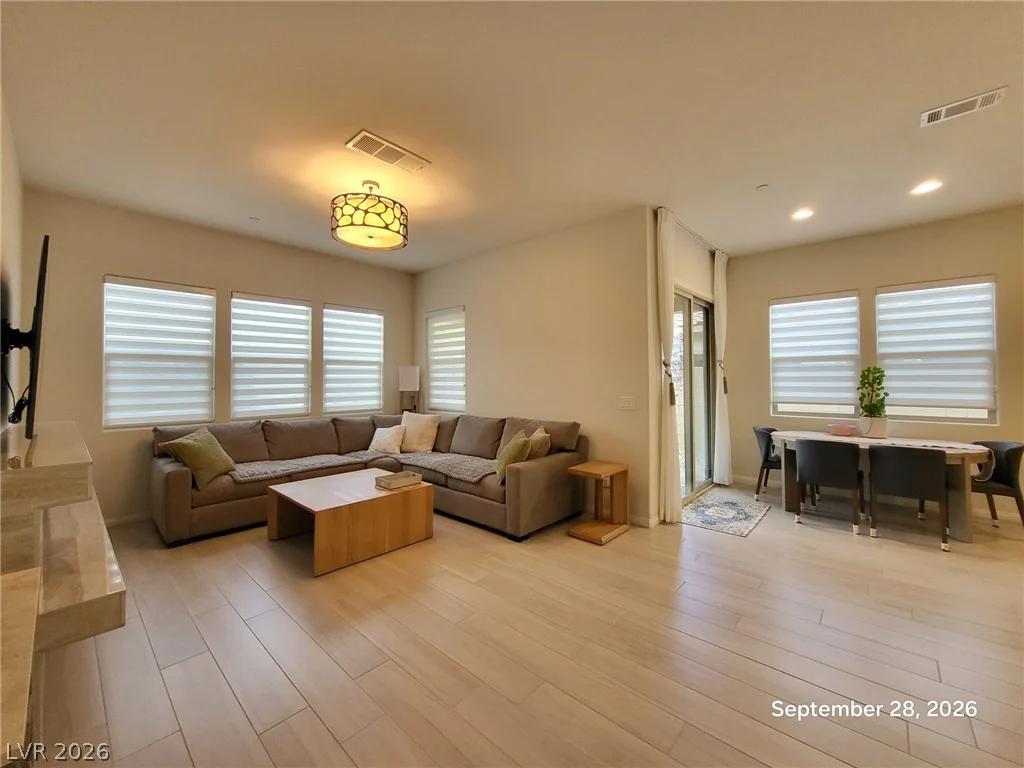 8861 Highland Skye, Las Vegas, NV 89166
