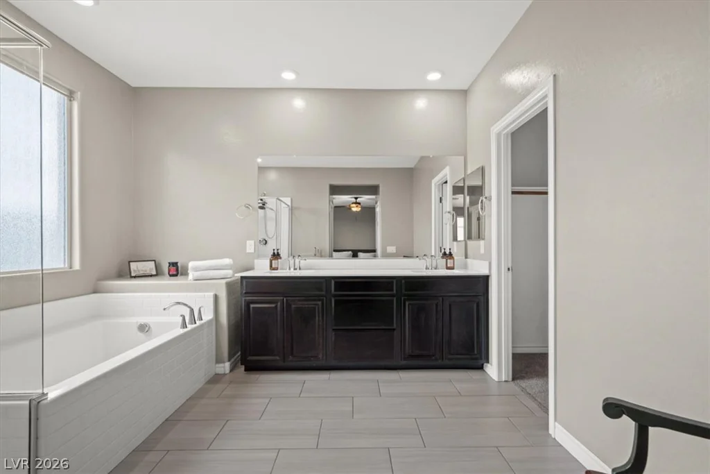 10788 Mulholland, Las Vegas, NV 89129