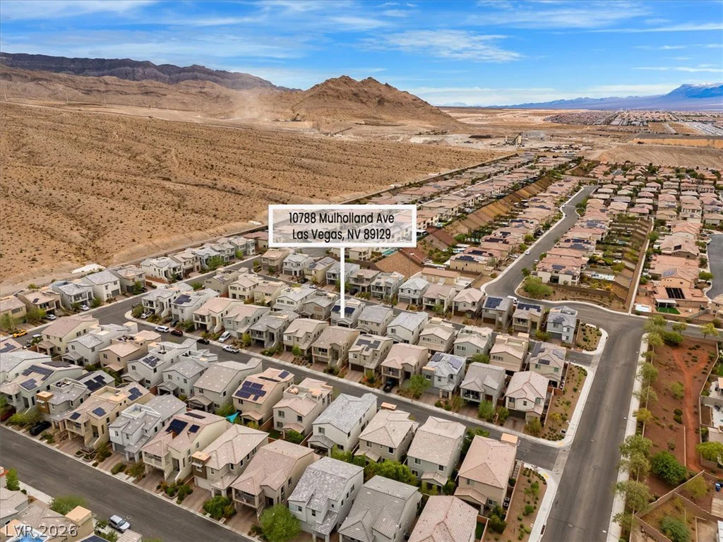 10788 Mulholland, Las Vegas, NV 89129