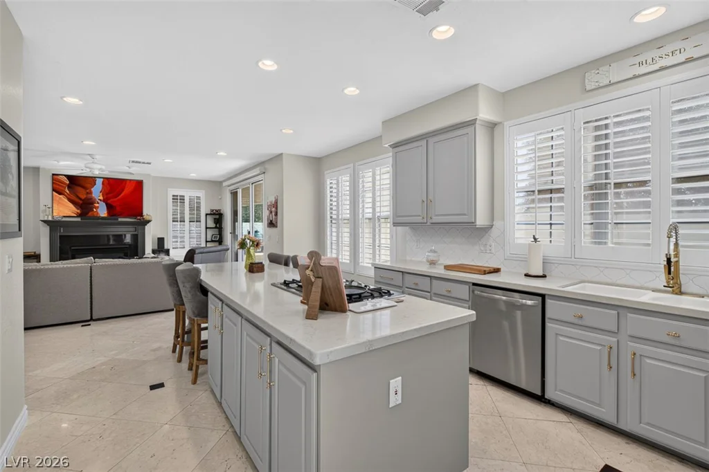 9529 Grand Canal, Las Vegas, NV 89117