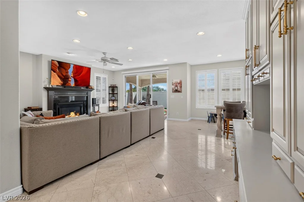 9529 Grand Canal, Las Vegas, NV 89117