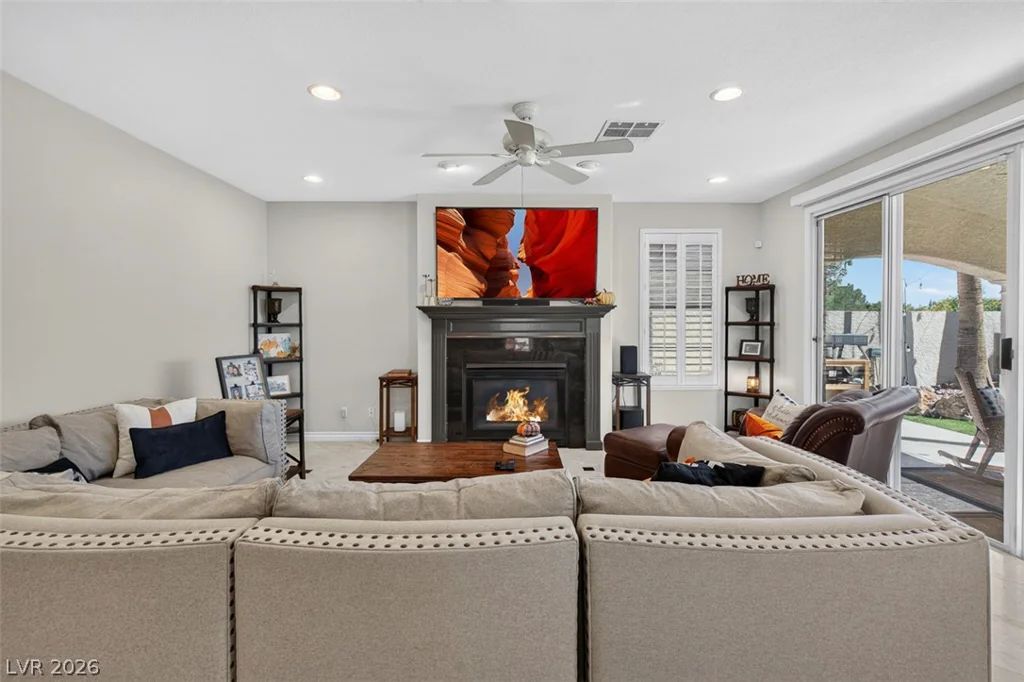 9529 Grand Canal, Las Vegas, NV 89117