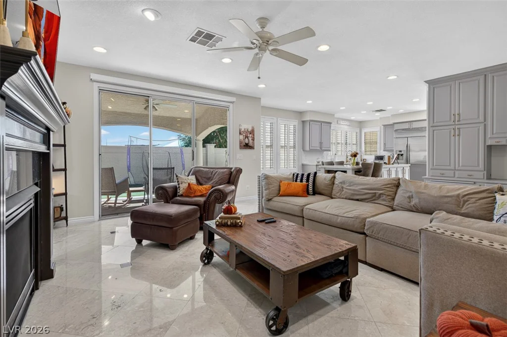 9529 Grand Canal, Las Vegas, NV 89117