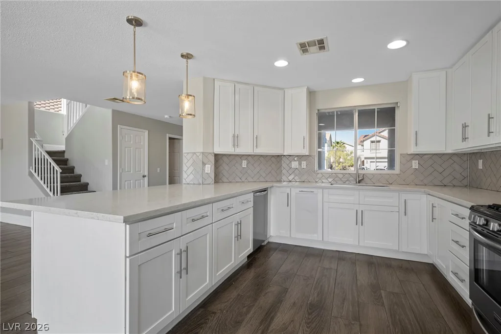 9533 Chanticleer, Las Vegas, NV 89129