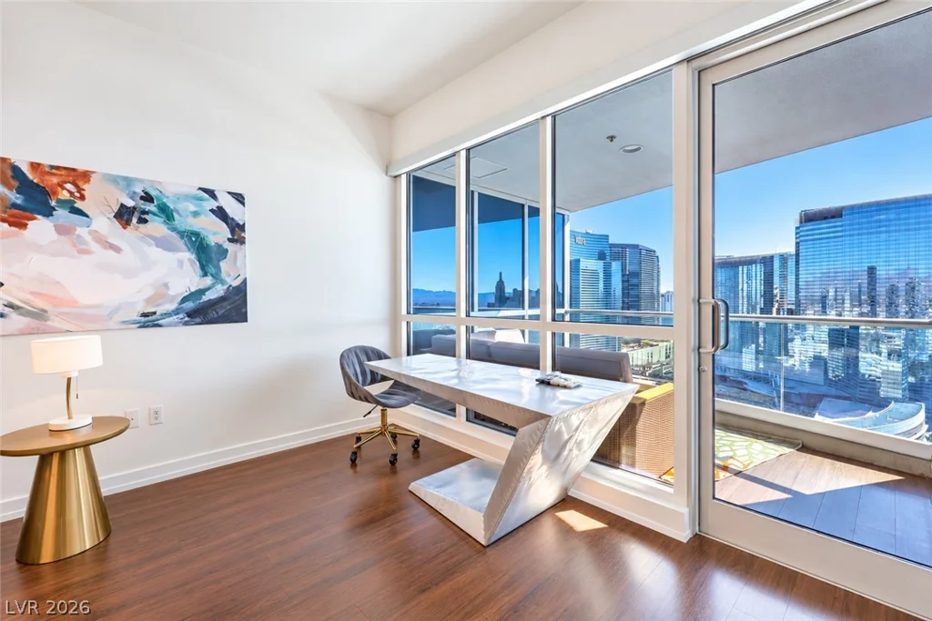 4525 Dean Martin, Las Vegas, NV 89103