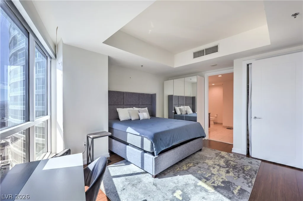 4525 Dean Martin, Las Vegas, NV 89103