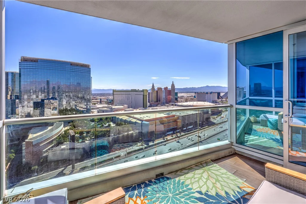 4525 Dean Martin, Las Vegas, NV 89103
