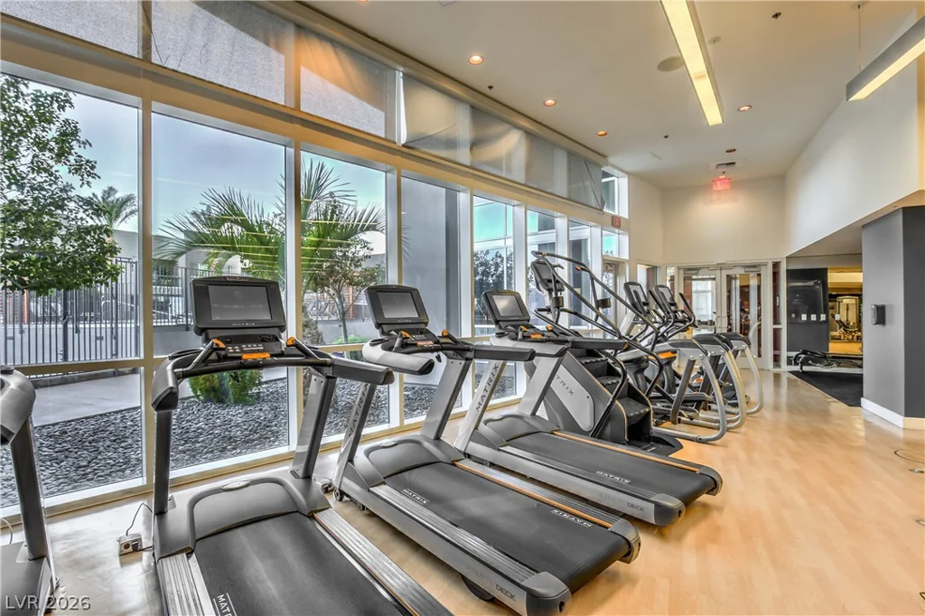 4525 Dean Martin, Las Vegas, NV 89103