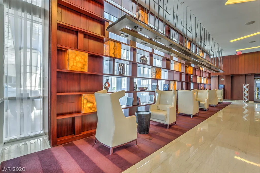 4525 Dean Martin, Las Vegas, NV 89103