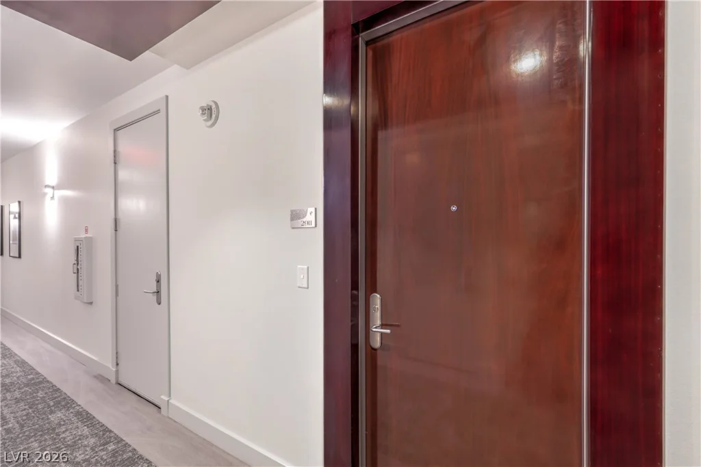 4525 Dean Martin, Las Vegas, NV 89103