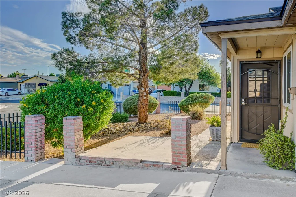 6340 Molino, Las Vegas, NV 89108