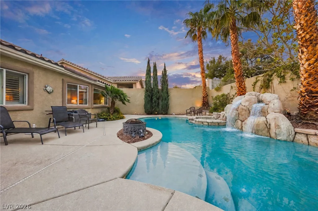 11160 Shadow Nook, Las Vegas, NV 89144
