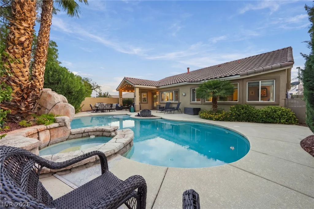 11160 Shadow Nook, Las Vegas, NV 89144
