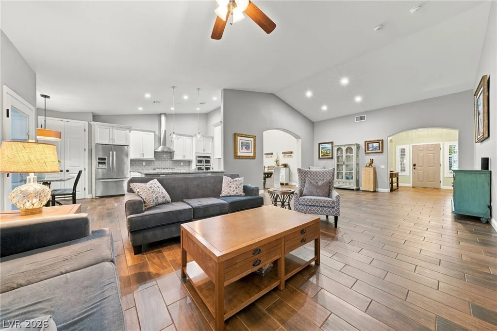 11160 Shadow Nook, Las Vegas, NV 89144