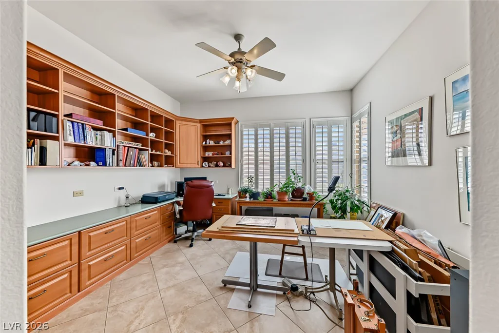 2556 Collinsville, Henderson, NV 89052