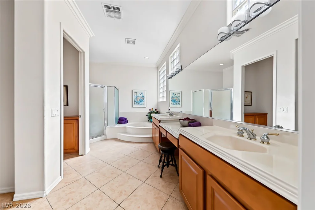 2556 Collinsville, Henderson, NV 89052