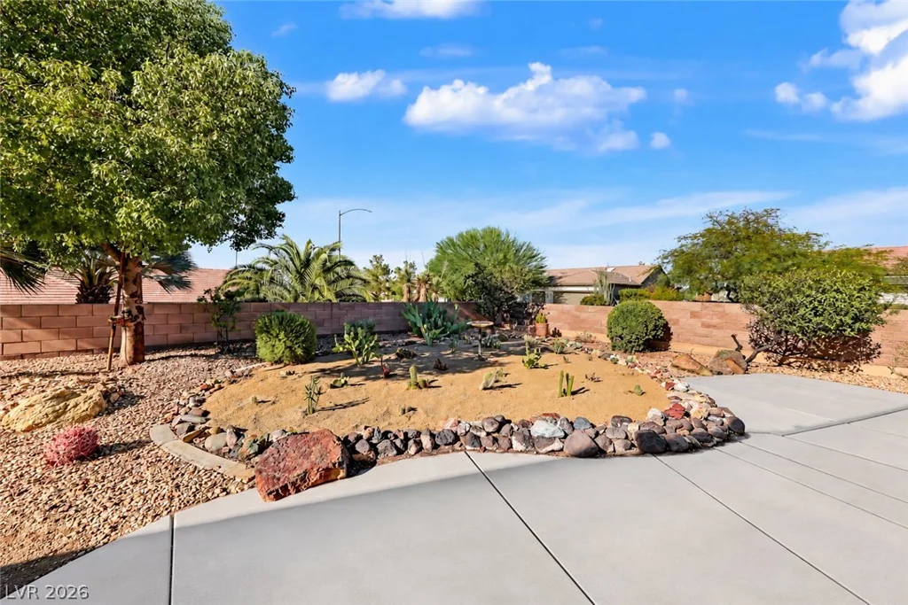 2556 Collinsville, Henderson, NV 89052