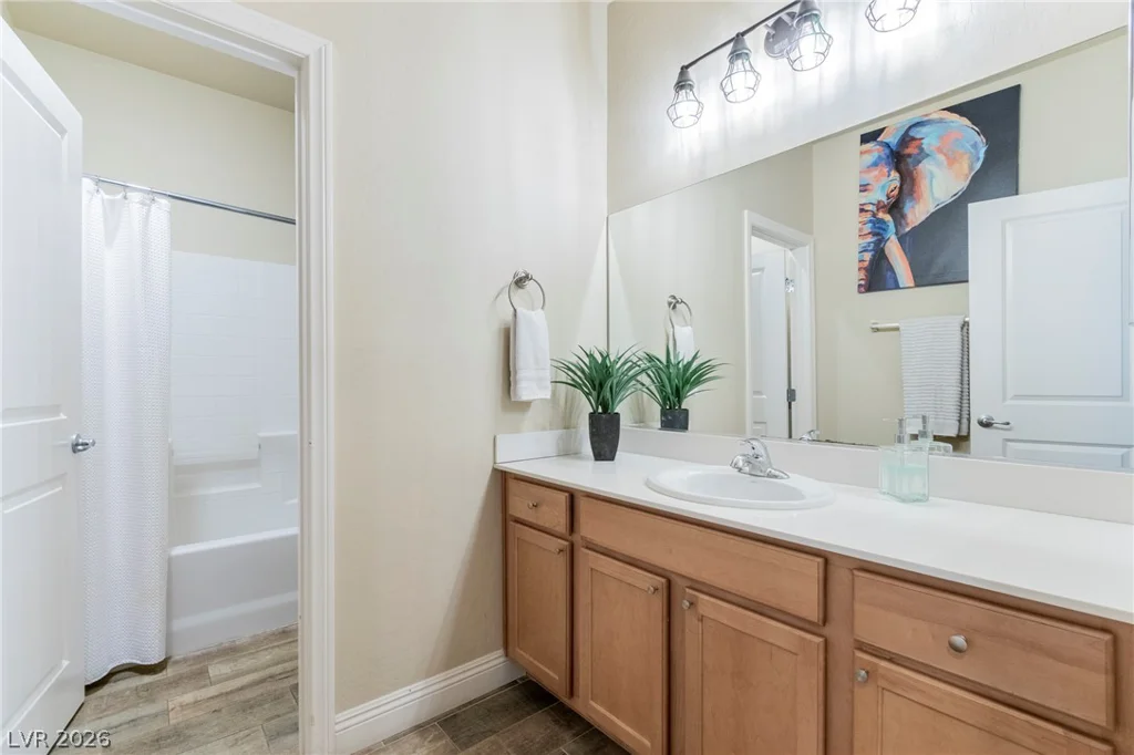 7728 Tiger Palm, Las Vegas, NV 89139