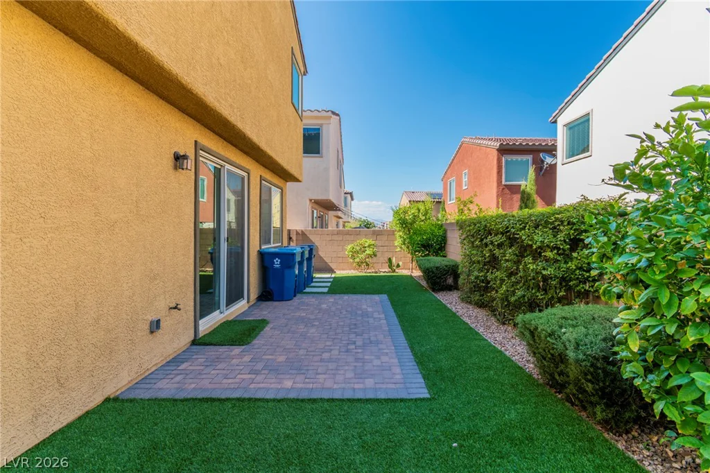 7728 Tiger Palm, Las Vegas, NV 89139