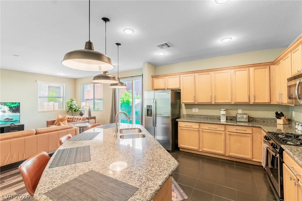 7728 Tiger Palm, Las Vegas, NV 89139