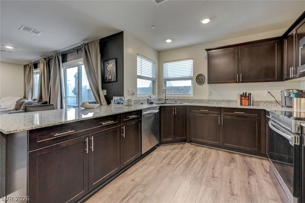 2890 Twilight Green, North Las Vegas, NV 89086