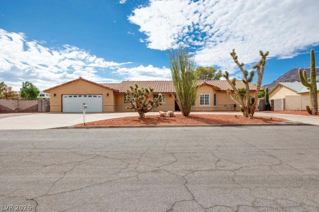251 Laval, Henderson, NV 89015