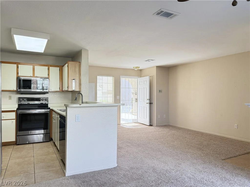 3150 Soft Breezes, Las Vegas, NV 89128