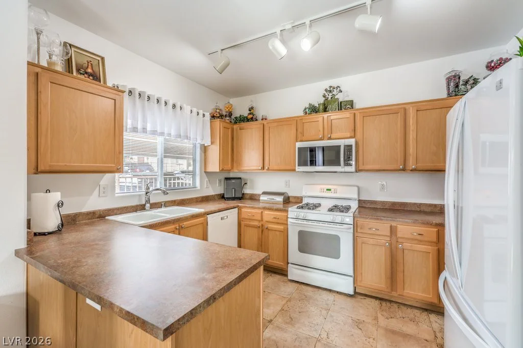 3910 Legend Hills, Las Vegas, NV 89129