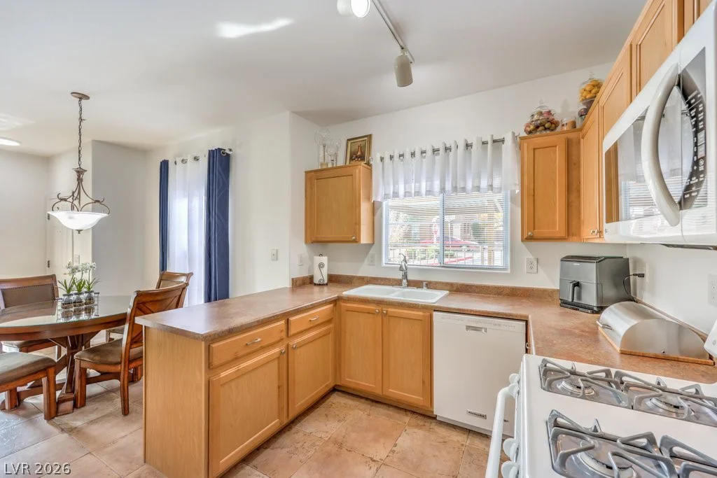 3910 Legend Hills, Las Vegas, NV 89129
