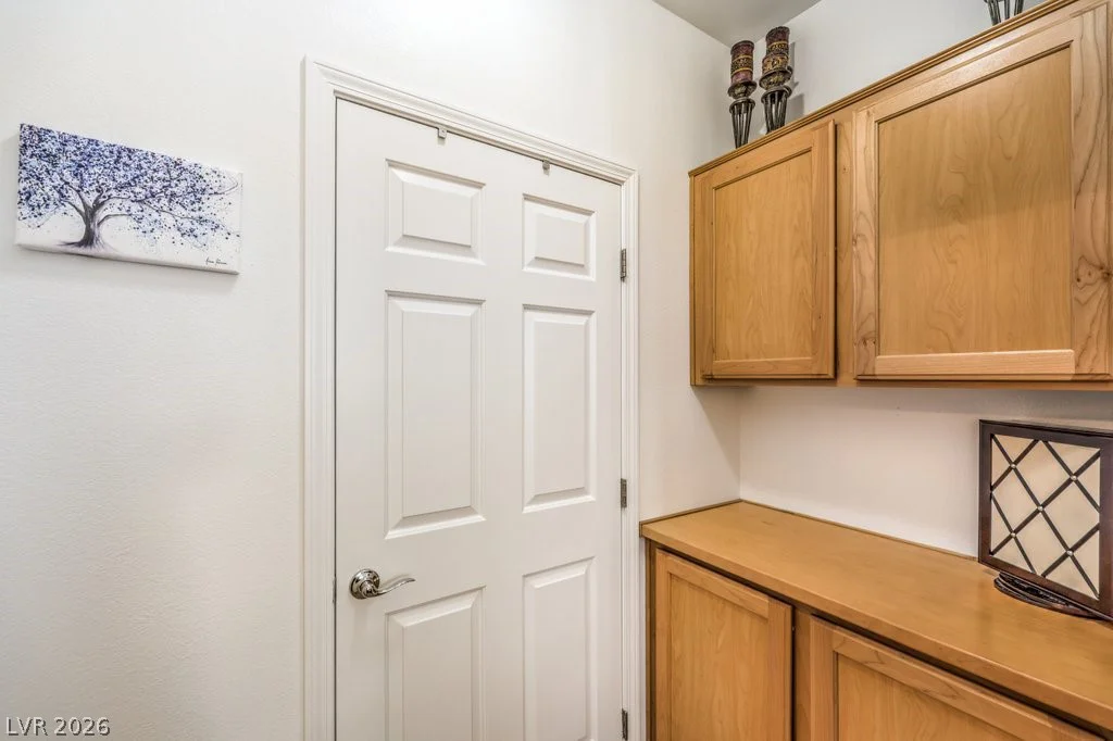 3910 Legend Hills, Las Vegas, NV 89129