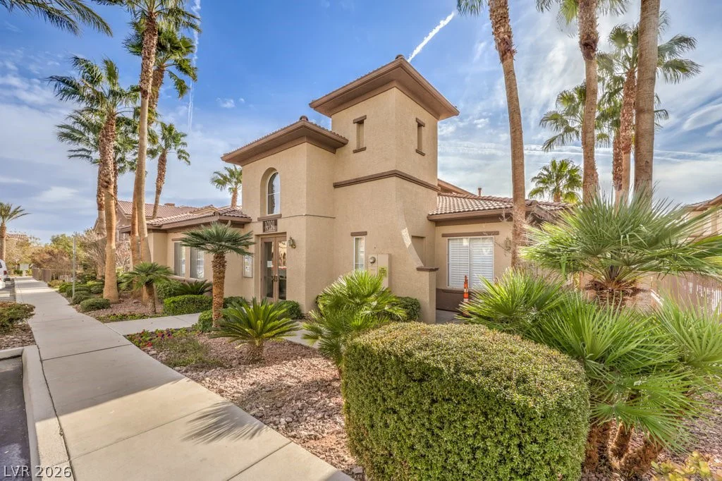 3910 Legend Hills, Las Vegas, NV 89129