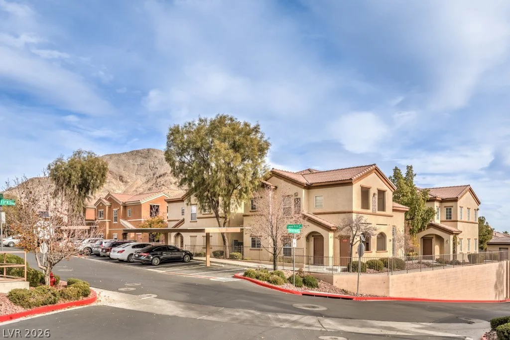 3910 Legend Hills, Las Vegas, NV 89129