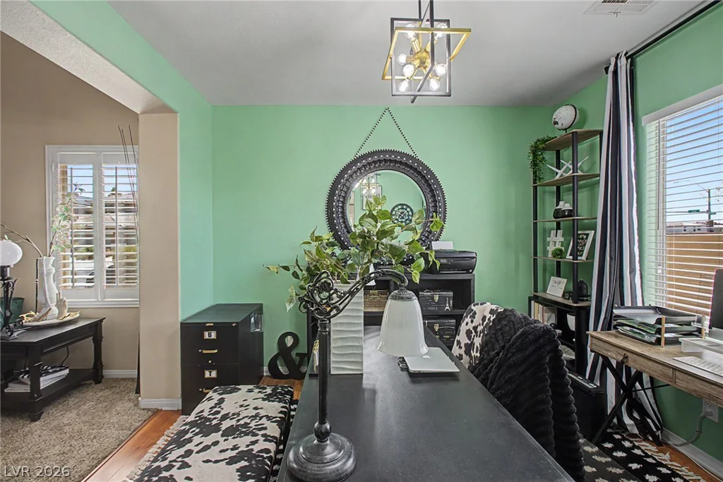 6025 Glenborough, North Las Vegas, NV 89115