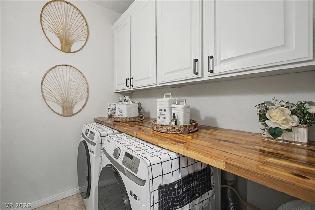 6025 Glenborough, North Las Vegas, NV 89115