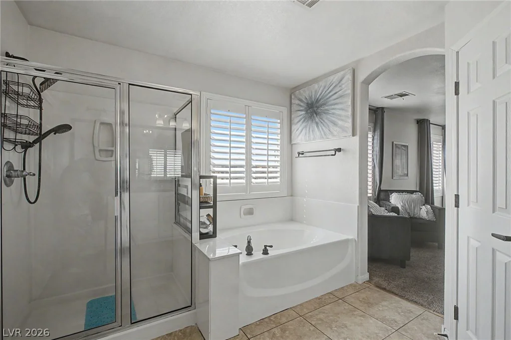 6025 Glenborough, North Las Vegas, NV 89115