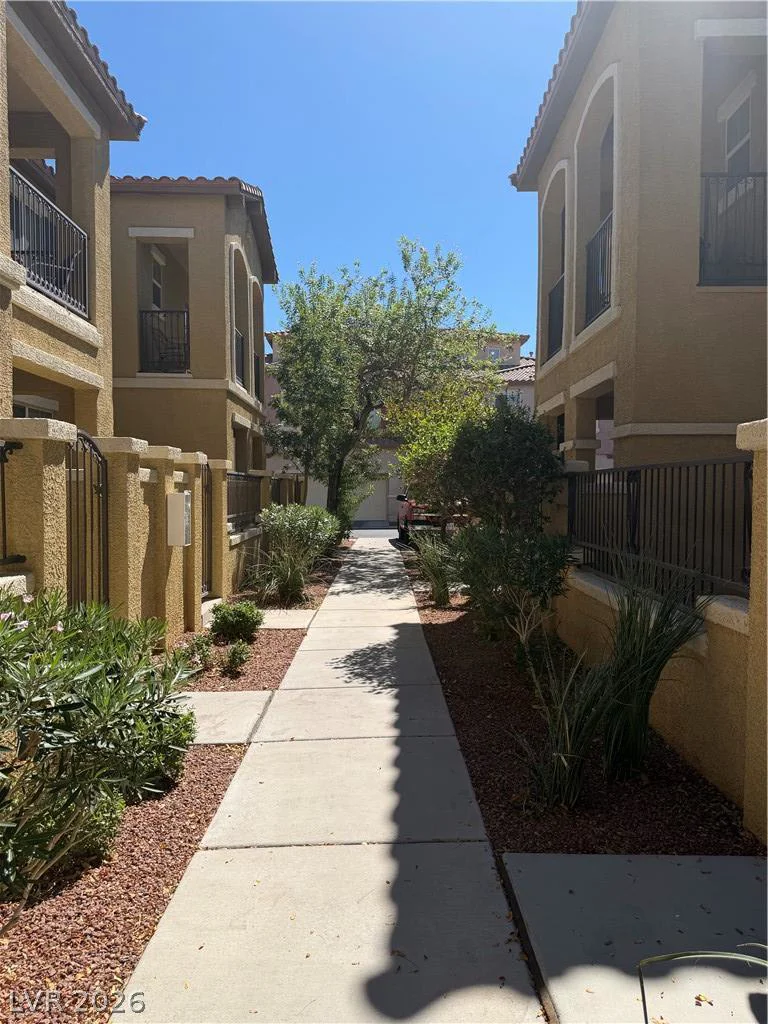 1525 Spiced Wine, Henderson, NV 89074