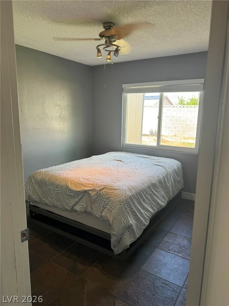 7066 Pinebrook, Las Vegas, NV 89147