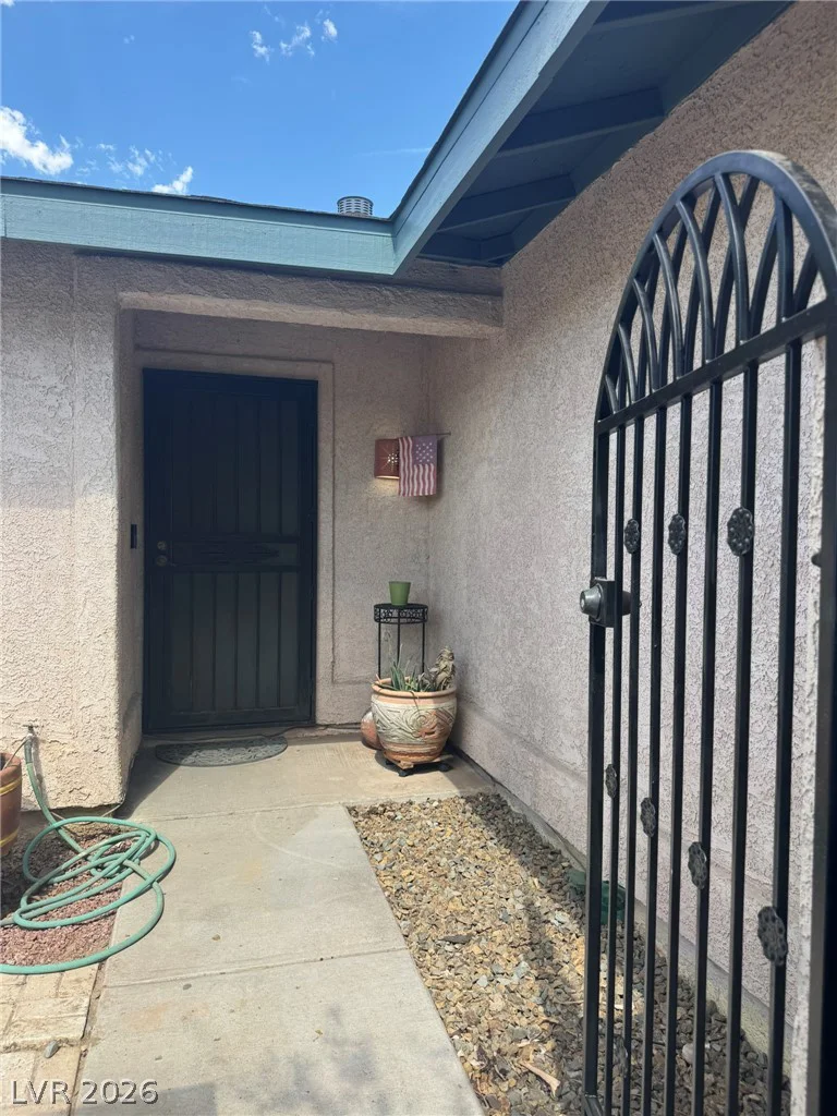 7066 Pinebrook, Las Vegas, NV 89147