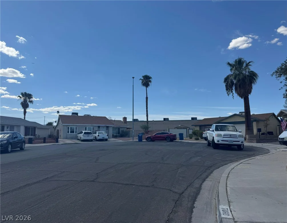7066 Pinebrook, Las Vegas, NV 89147