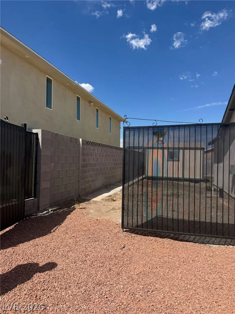 7066 Pinebrook, Las Vegas, NV 89147