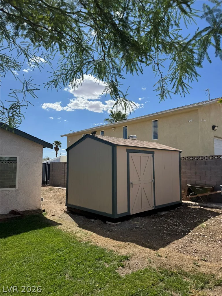 7066 Pinebrook, Las Vegas, NV 89147