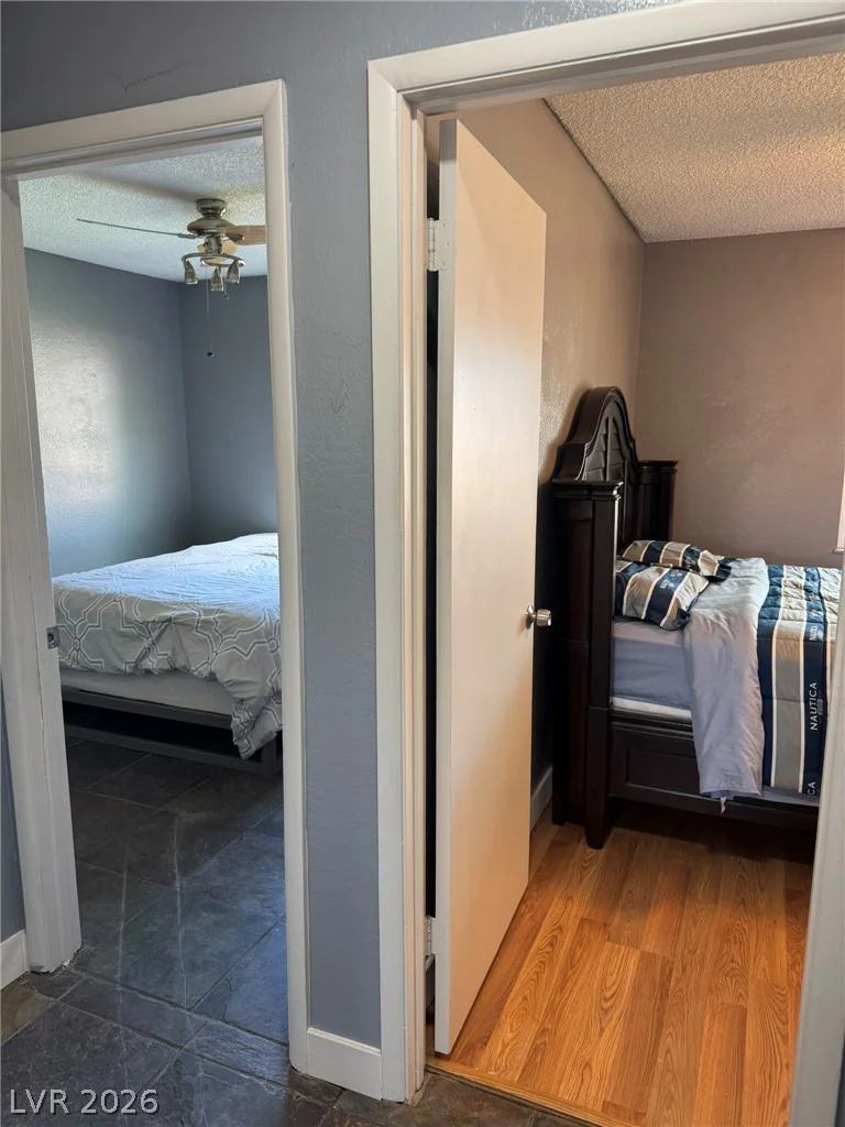 7066 Pinebrook, Las Vegas, NV 89147